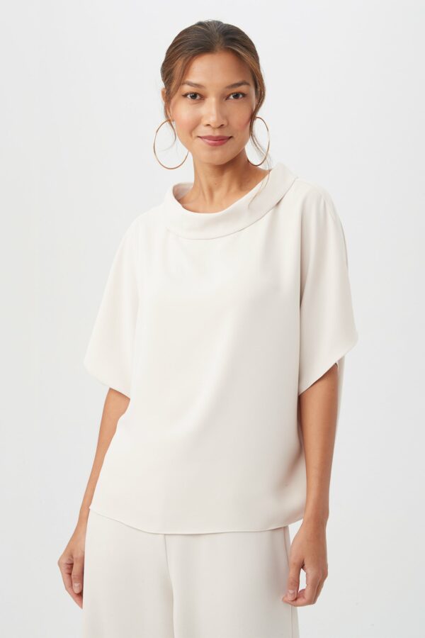 Trina Turk Honeysuckle Top / Ecru