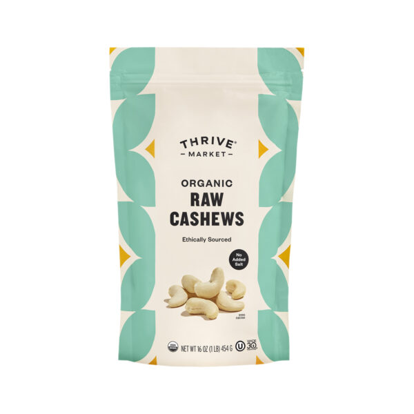 Thrive Market Organic Raw Cashews 16 oz pouch