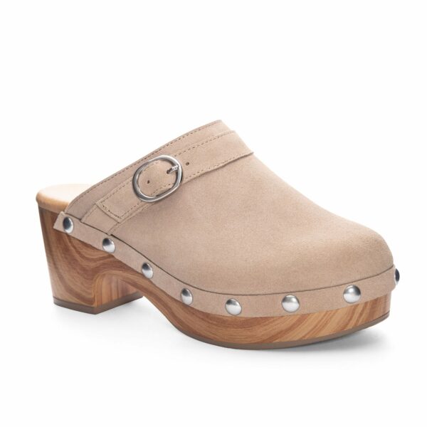 Cindy Clog for Women in Natural | by Chinese Laundry