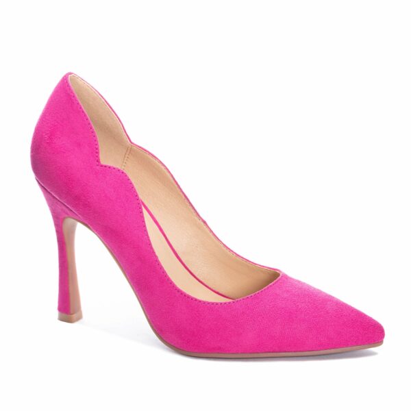 Spice Pump for Women in Fuchsia | by Chinese Laundry