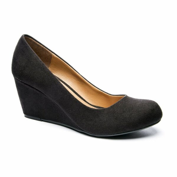 Nima Wedge Pump for Women in Black | Cl By Laundry