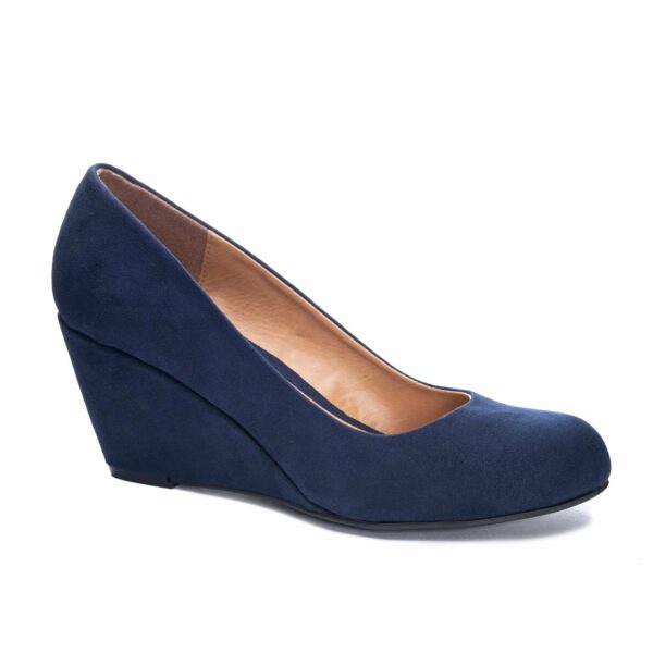 Nima Wedge Pump for Women in Navy | Cl By Laundry