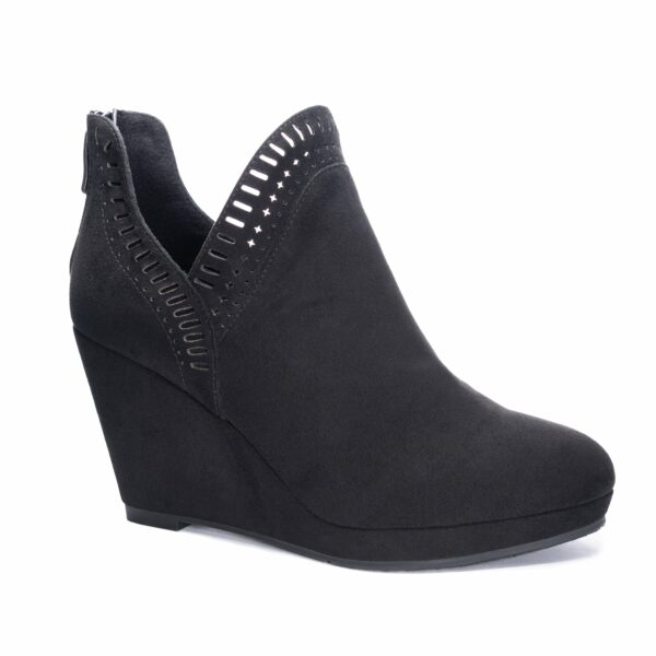 Vicci Bootie for Women in Black | Cl By Laundry