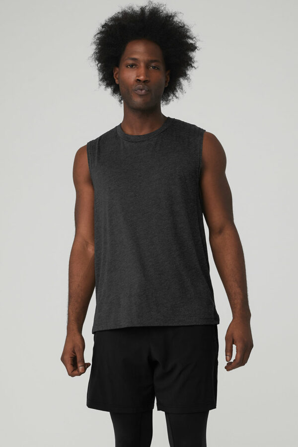 Alo Yoga | The Triumph Muscle Tank Top in Black Heather Grey