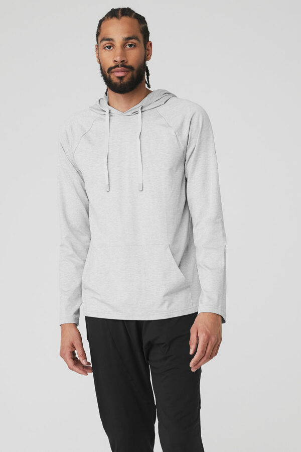 Alo Yoga | The Conquer Hoodie in Athletic Heather Grey