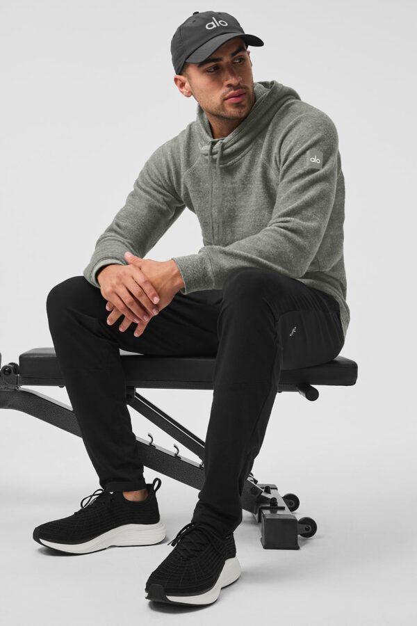 Alo Yoga | Triumph Hoodie in Grey Triblend