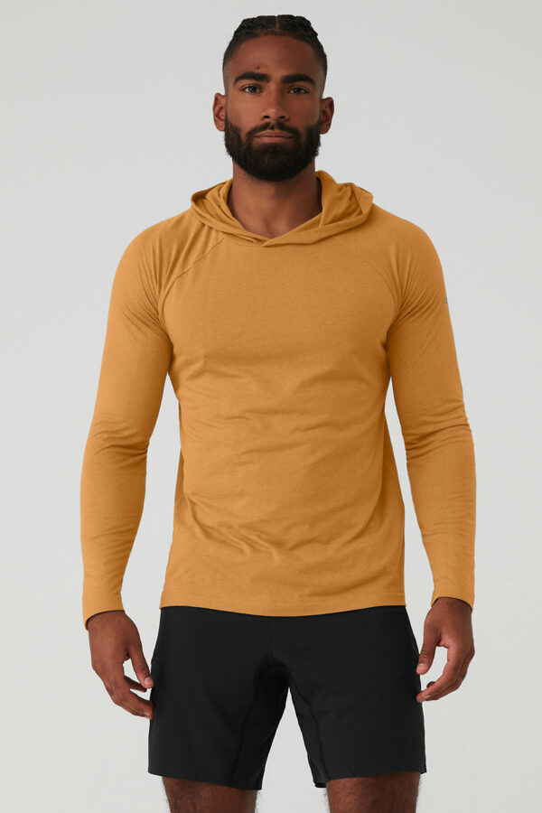 Alo Yoga | Core Hooded Runner Hoodie in Toffee Brown