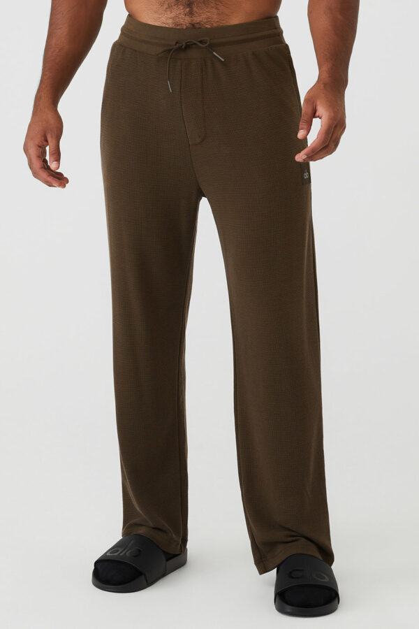 Alo Yoga | Micro Waffle Fast Break Sweatpant in Espresso Brown