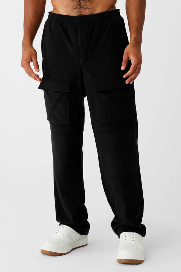 Alo Yoga | Polar Fleece Ridge Cargo Pants in Black