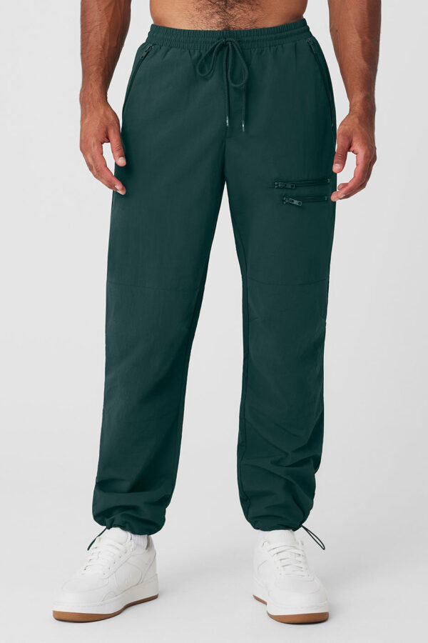 Alo Yoga | Takeaway Track Pants in Midnight Green