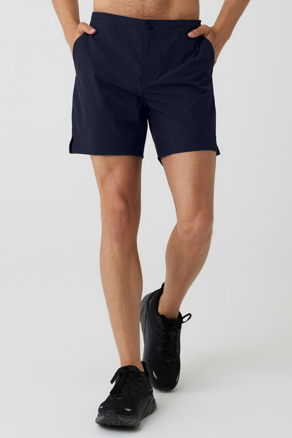 Alo Yoga | 7'' Sport Short in Navy Blue