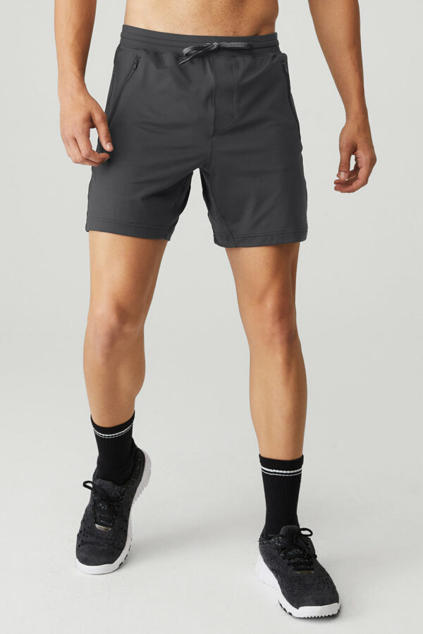 Alo Yoga | Conquer Reform Short in Anthracite Grey