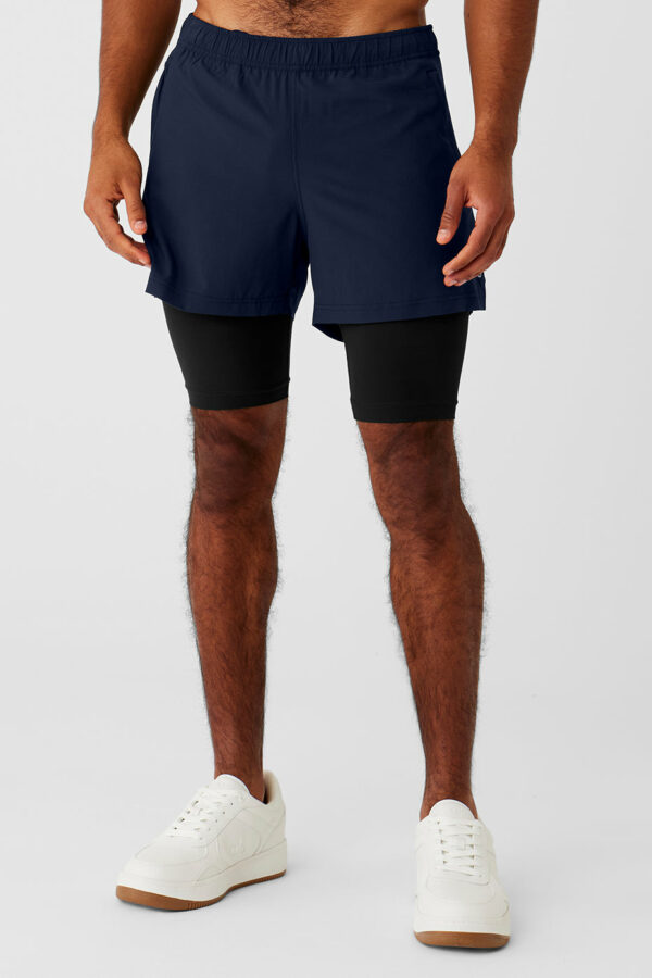 Alo Yoga | 5" Revival 2-in-1 Short in Navy Blue