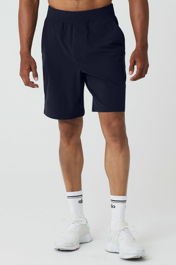 Alo Yoga | 9" Repetition Short in Navy Blue