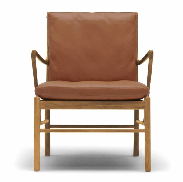 Carl Hansen & Son | OW149 Colonial Chair - Oiled Oak/Thor 307 Leather