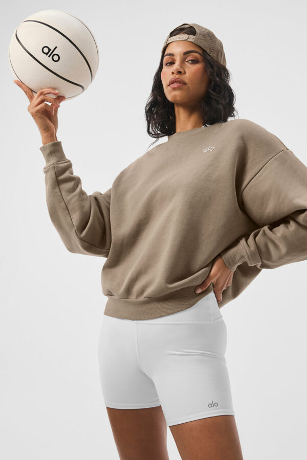 Alo Yoga | Accolade Crewneck Neck Pullover Top in Gravel Beige