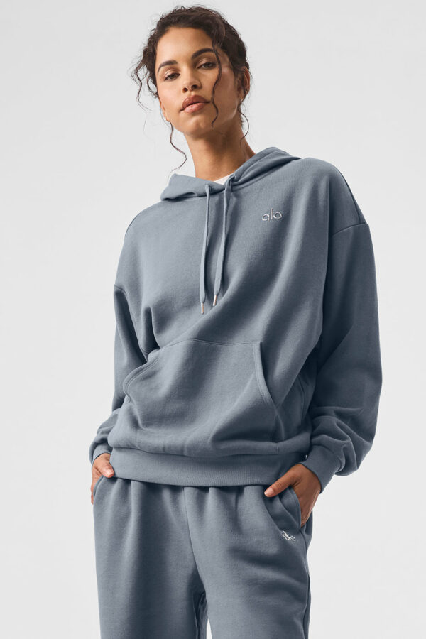 Alo Yoga | Accolade Hoodie in Steel Grey