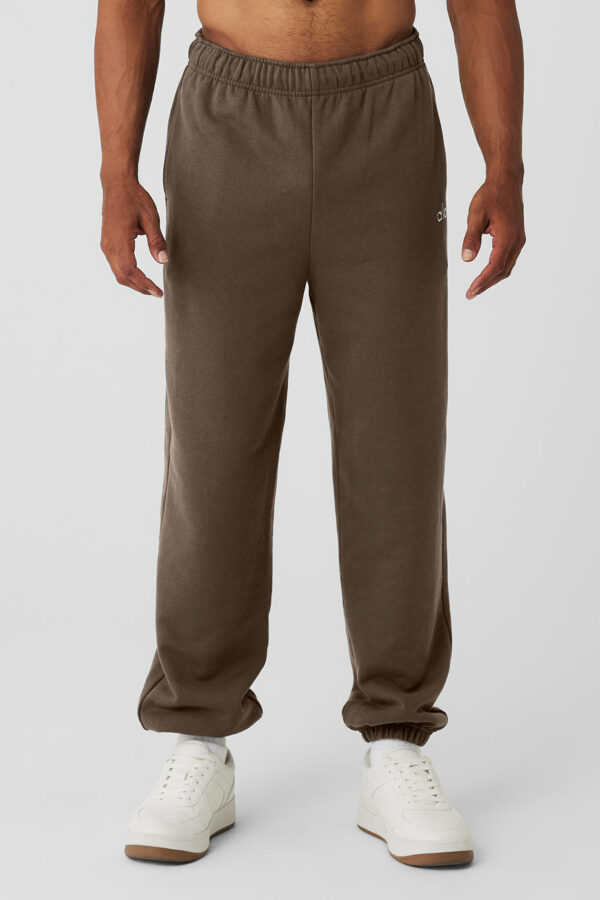 Alo Yoga | Accolade Sweatpant in Olive Tree Brown