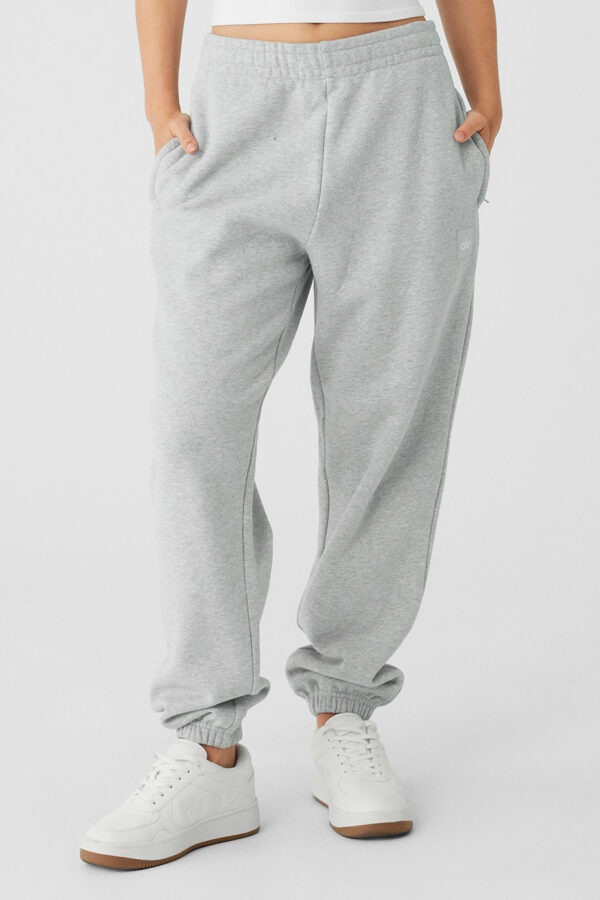 Alo Yoga | Cuffed Renown Heavy Weight Sweatpant in Athletic Heather Grey