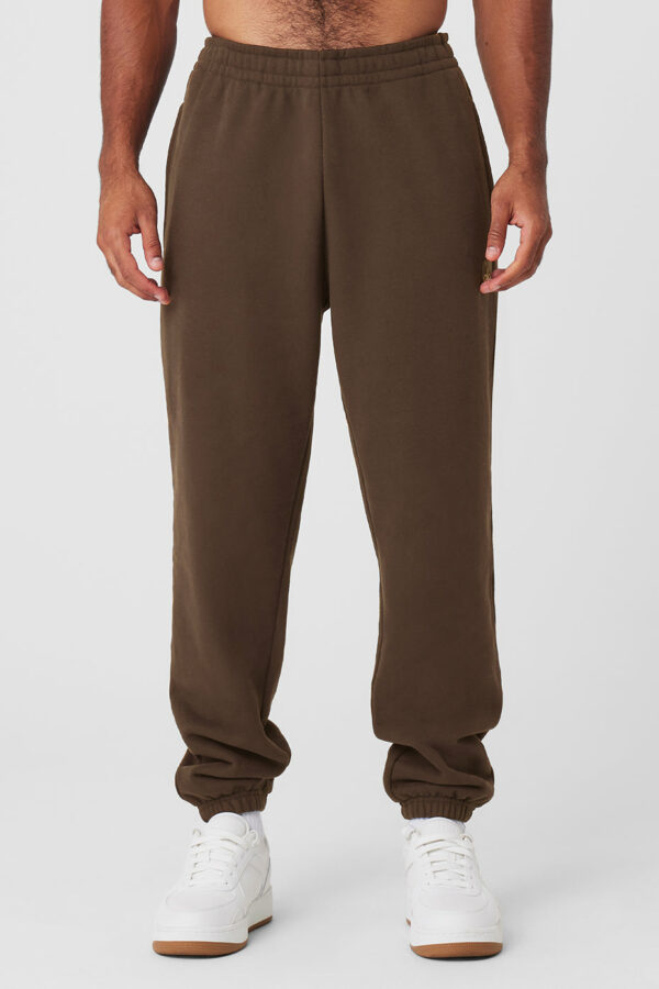 Alo Yoga | Cuffed Renown Heavy Weight Sweatpant in Espresso Brown