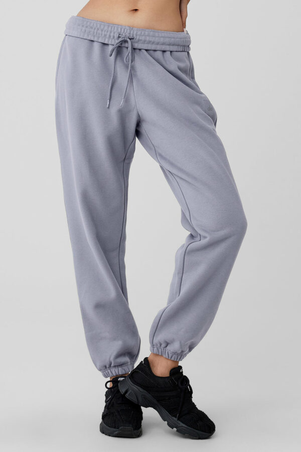 Alo Yoga | Cuffed Renown Heavy Weight Sweatpant in Fog Grey