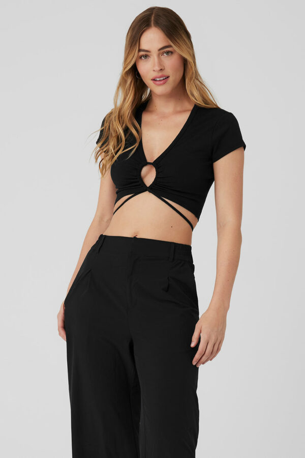 Alo Yoga | Airbrush Criss Cross Short Sleeve Top in Black