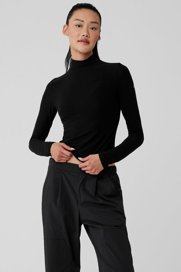 Alo Yoga | Ribbed Sea Coast Mockneck Long Sleeve Top in Black