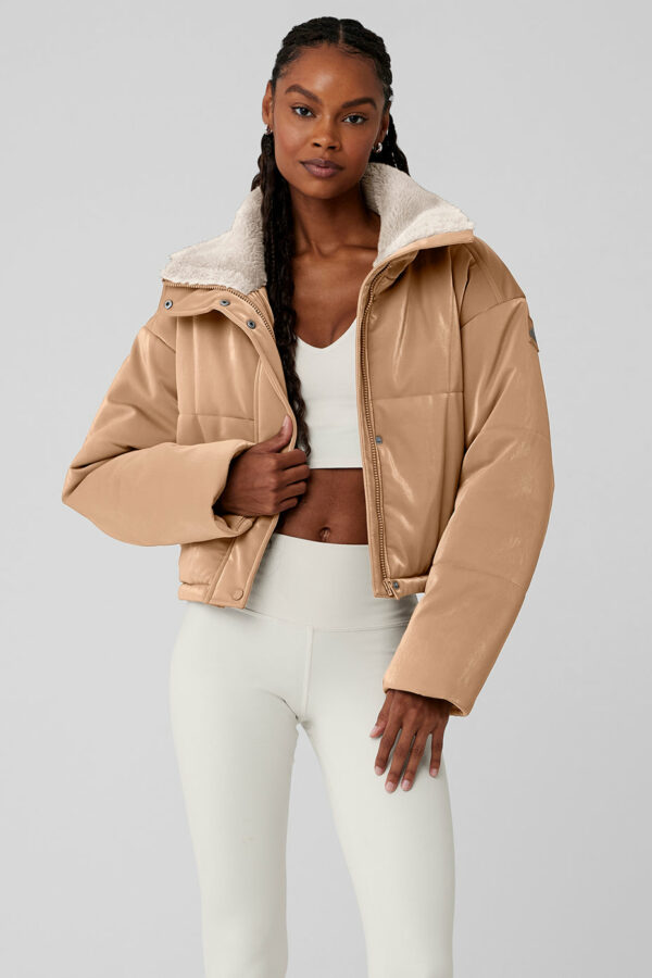 Alo Yoga | Orion Cropped Puffer Jacket in Toasted Almond Beige