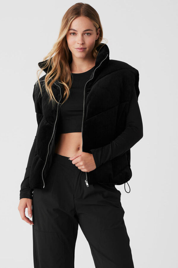 Alo Yoga | Ribbed Velour Mountain Side Puffer Vest in Black