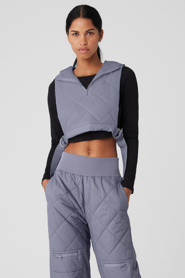 Alo Yoga | Cropped Snowrider Sleeveless Puffer Top in Fog Grey