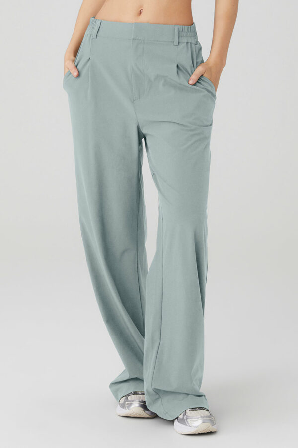 Alo Yoga | High-Waist Pursuit Trouser in Cosmic Grey