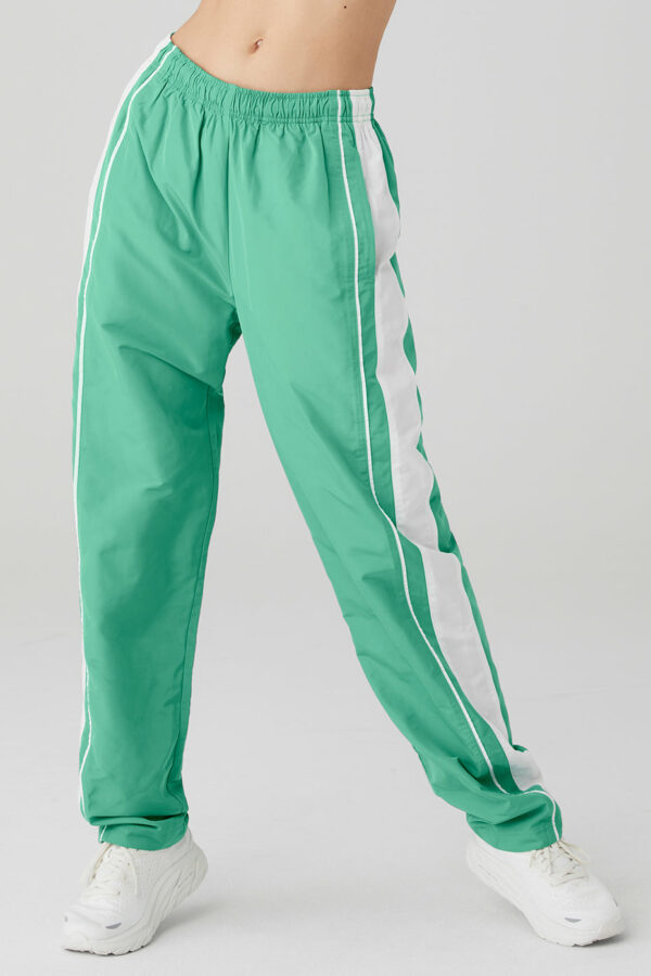 Alo Yoga | Racetrack Pants in Lettuce/White Green