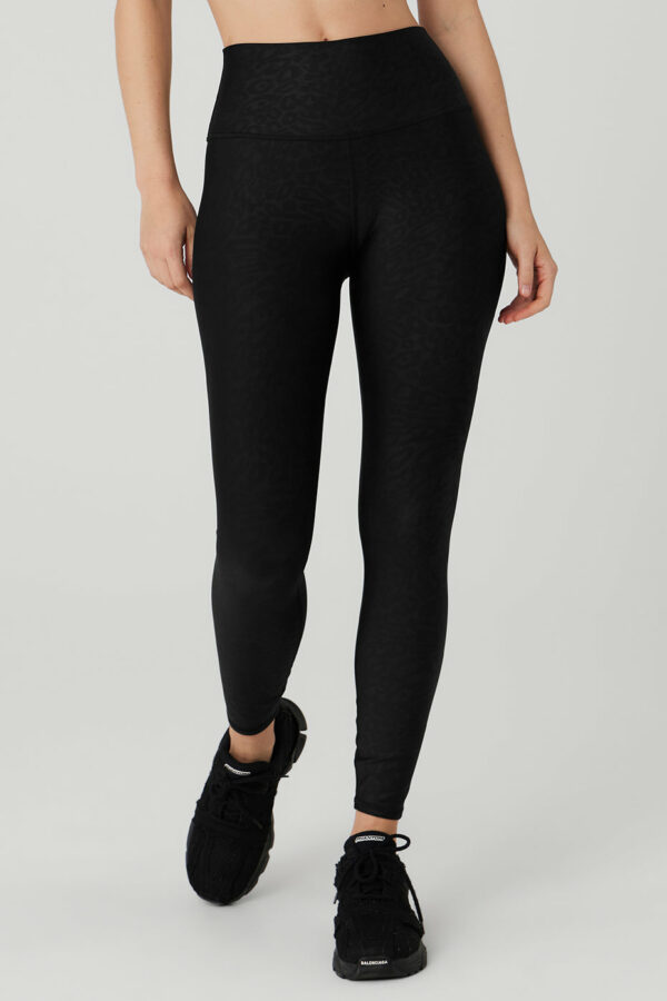 Alo Yoga | Airlift High-Waist Leopard Debossed Legging in Black