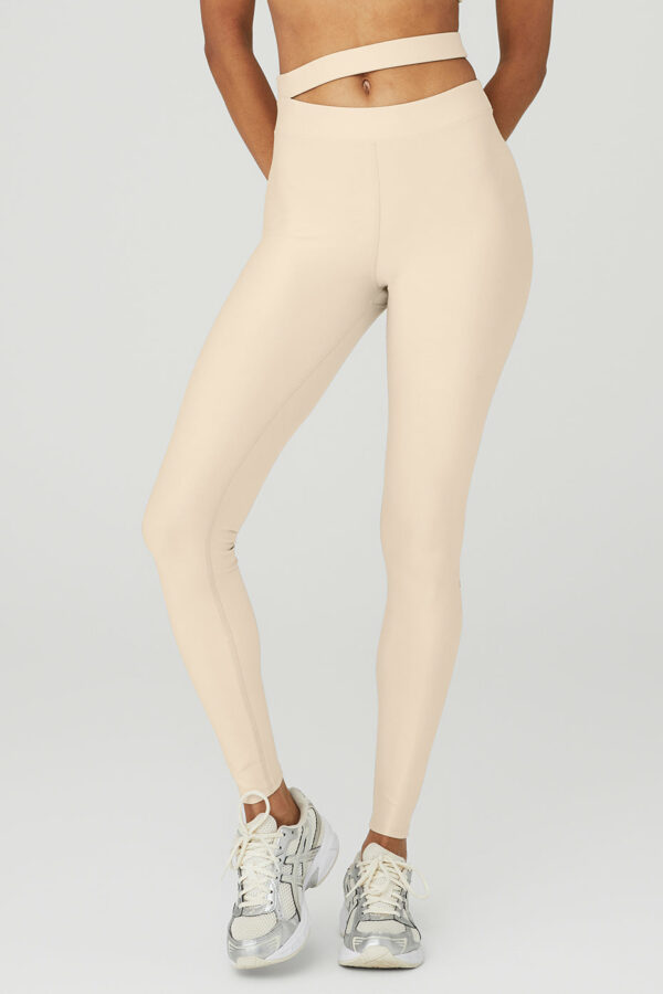 Alo Yoga | Airlift High-Waist All Access Legging in Macadamia Beige