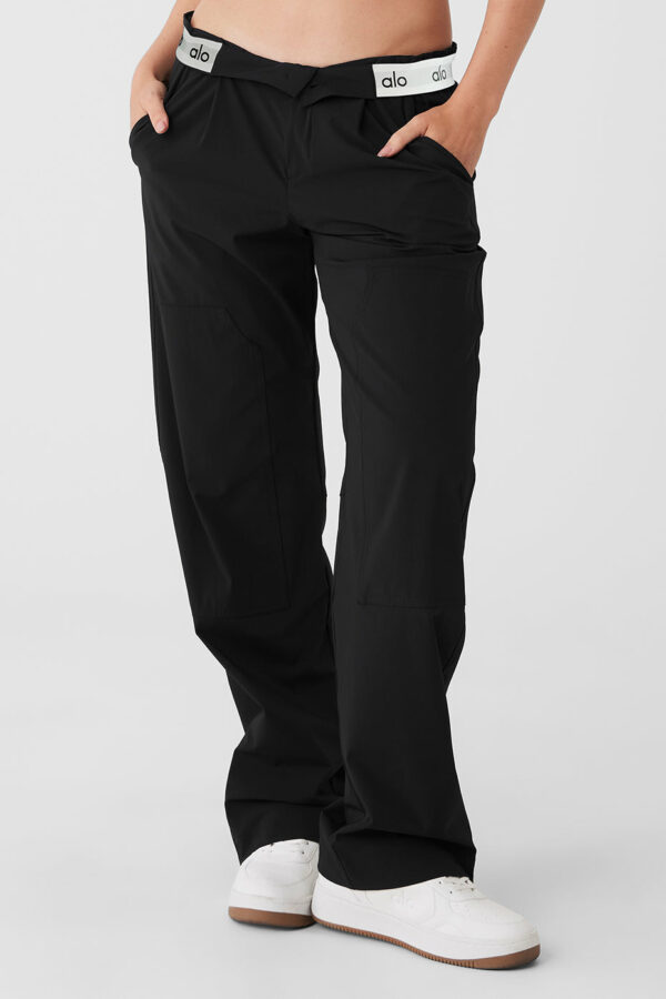 Alo Yoga | Flip It Trouser in Black