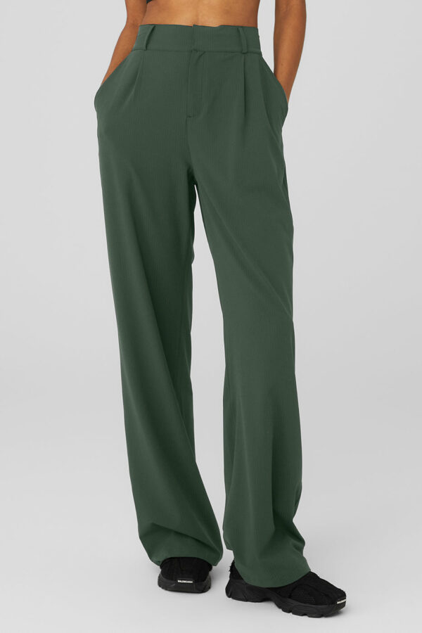 Alo Yoga | High-Waist Dreamscape Trouser in Dark Cactus Green