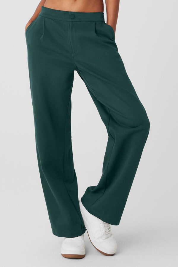 Alo Yoga | Road Trip Trouser in Midnight Green