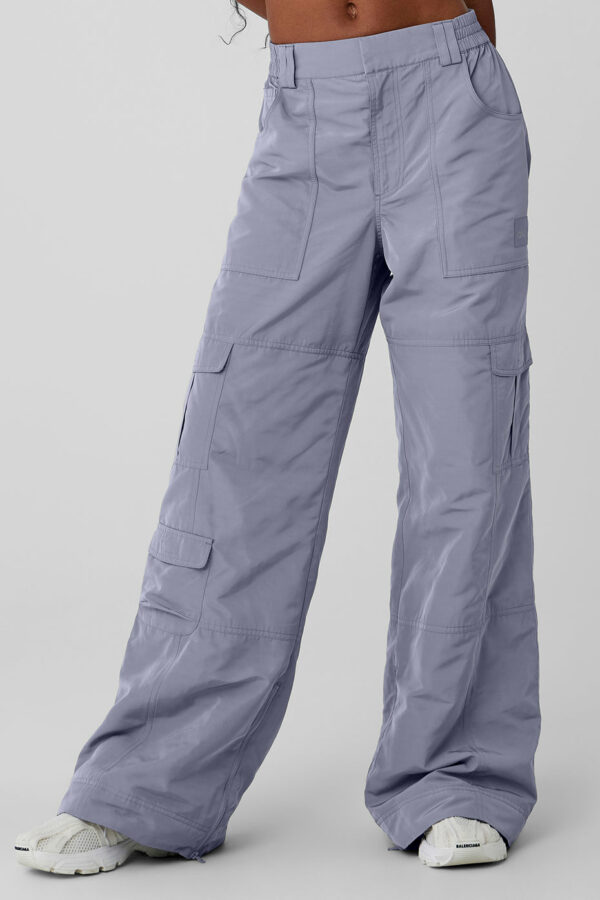 Alo Yoga | High-Waist Ski-Moto Puffer Pants in Fog Grey