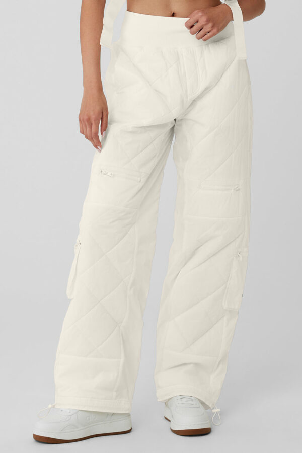 Alo Yoga | High-Waist Snowrider Puffer Pants in Ivory White