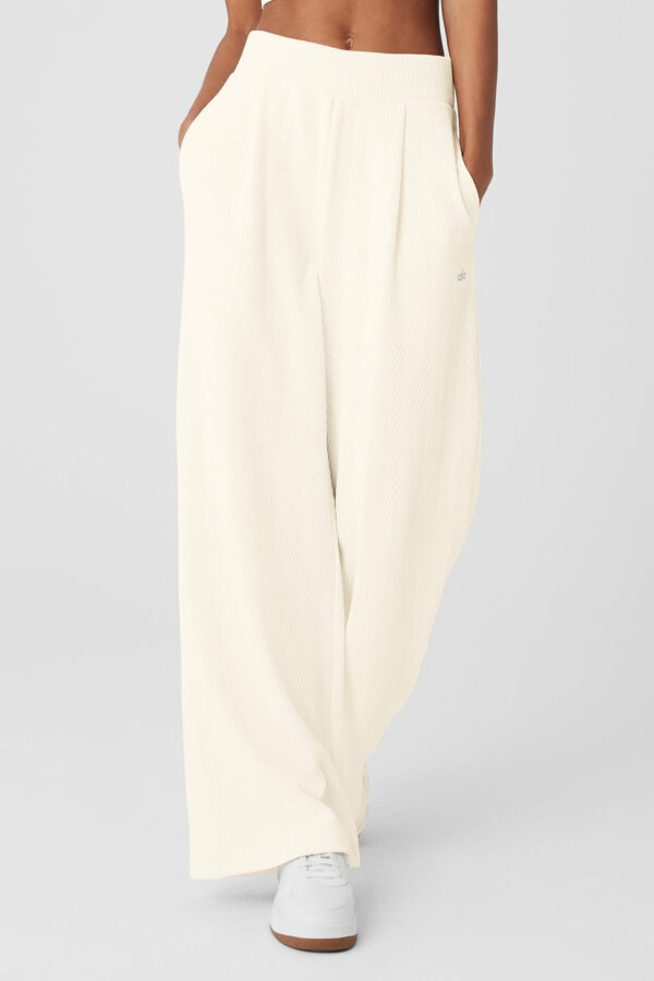 Alo Yoga | High-Waist Cozy Day Wide Leg Pants in Ivory White