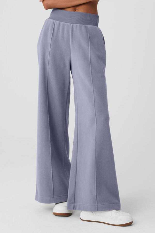 Alo Yoga | Polar Fleece High-Waist Snowdrift Wide Leg Pants in Fog Grey