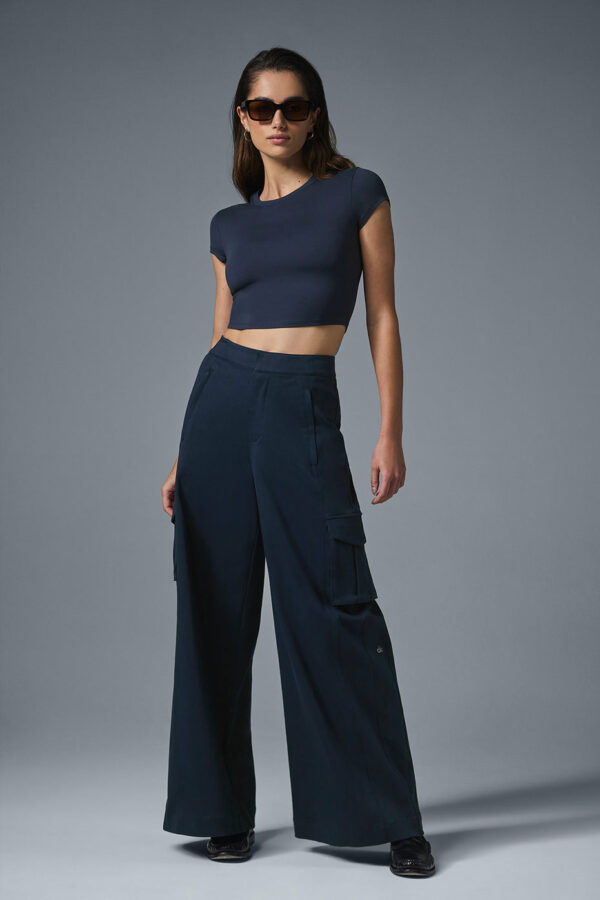 Alo Yoga | Wide Leg Cargo Show Off Trouser in Navy Blue