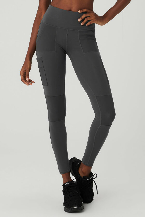 Alo Yoga | High-Waist Cargo Legging in Anthracite Grey