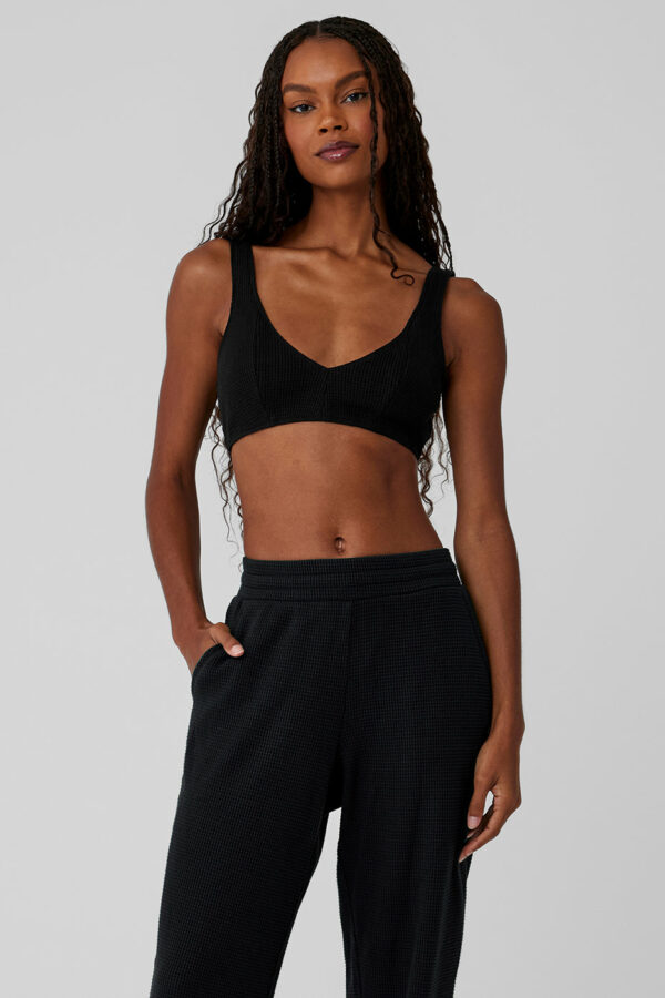 Alo Yoga | Waffle Weekend Escape Bra in Black