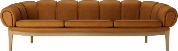 Gubi | Croissant Sofa - Solid Oiled American Walnut / Chamois - 1708