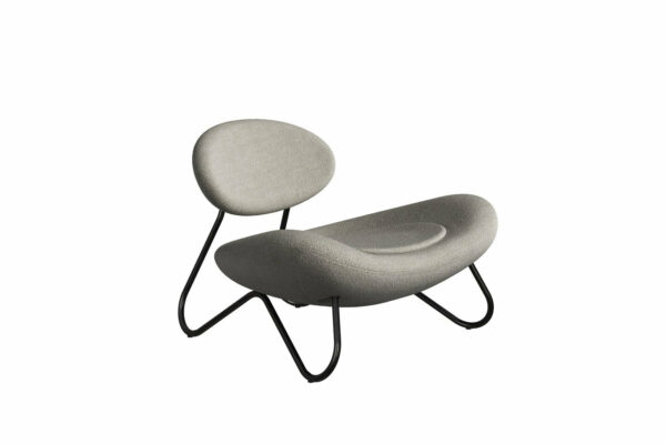 Woud | Meadow Lounge Chair - Alpine 01 Boucle - Natural / Black Painted Steel