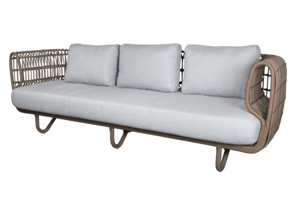 Cane Line | Nest 3-Seater Outdoor Sofa - Natural Frame w/ Light Grey Cushions