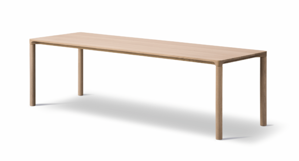 Fredericia | Piloti Coffee Table - Model 6715 - Short - 13.8" / Lacquered Oak