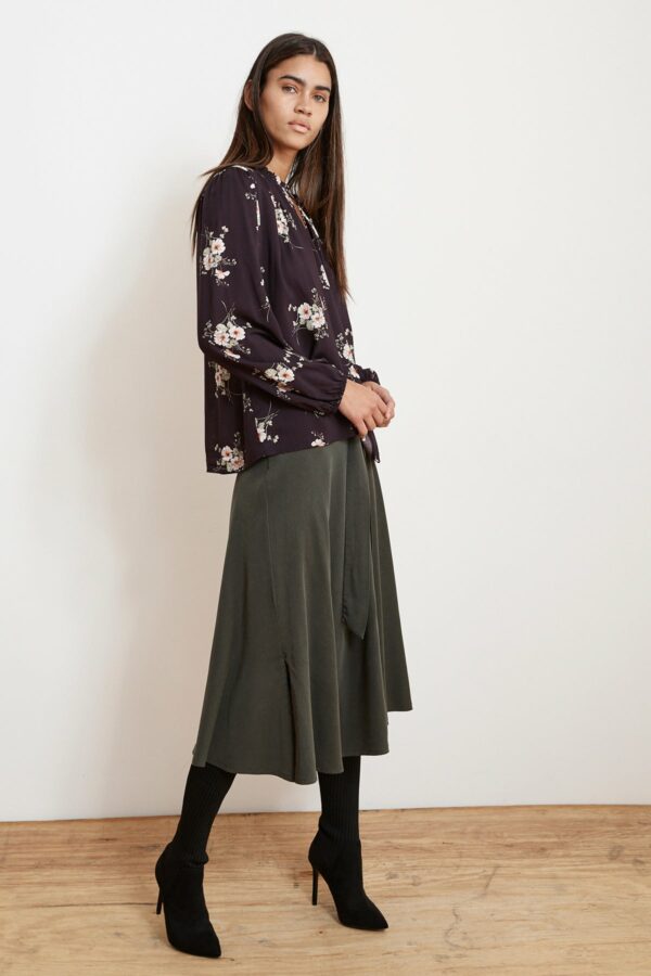 Velvet by Graham & Spencer | Adanya Floral Printed Challis Peasant Top (S), Velvet by Graham & Spencer