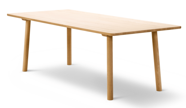 Fredericia | Taro Dining Table - Model 6106 - Oiled Oak